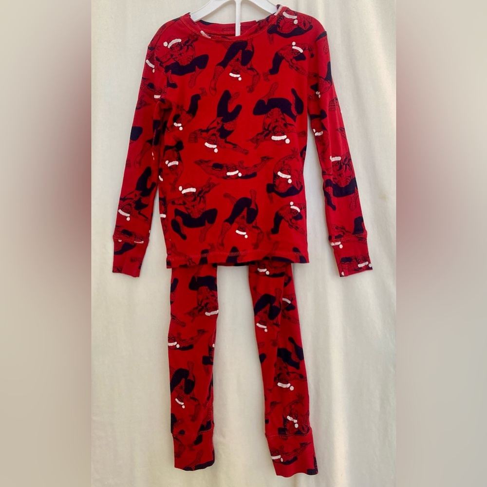 GAP & Marvel Red/Black Spiderman Holiday Kids Pajama Set  Size 8-9